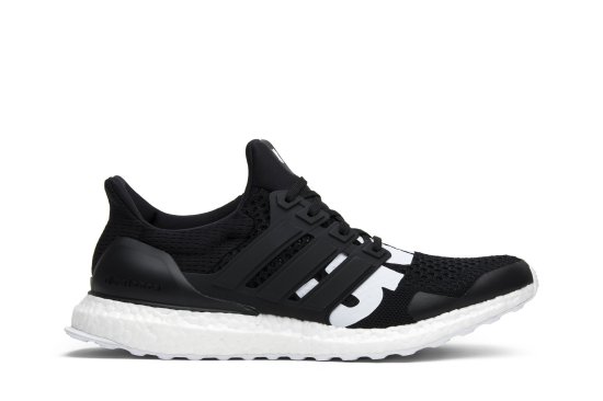 Undefeated x UltraBoost 4.0 'Black' ᡼