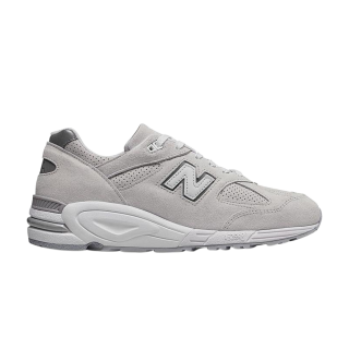 990v2 Made in USA 'Winter Peaks'