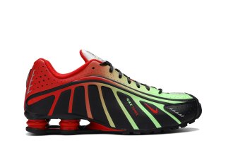 Neymar Jr. x Shox R4 'São Paulo Markets'