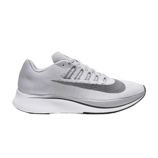 Wmns Zoom Fly ᡼