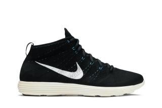 Lunar Flyknit Chukka
