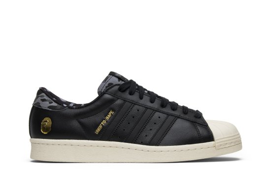 Undefeated x A Bathing Ape x Superstars 80v 'Black' ᡼