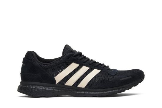 Undefeated x adiZero Adios 3 'Black' ᡼