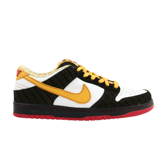 Dunk Sb Emb Pro ᡼