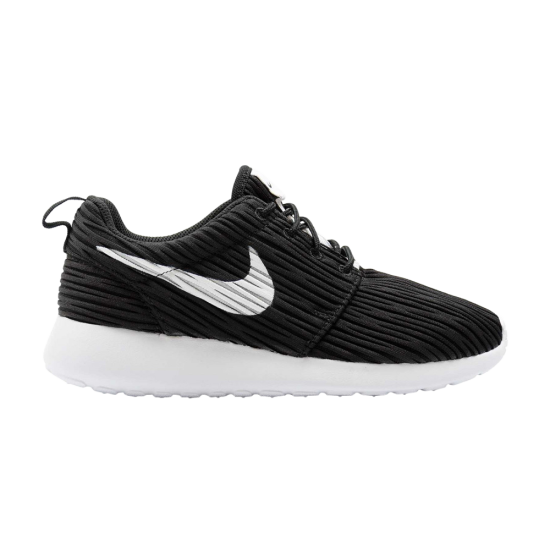 Wmns Roshe One ENG 'Black' ᡼