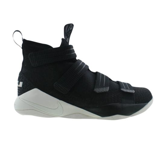 LeBron Soldier 11 'Black Sail' ᡼