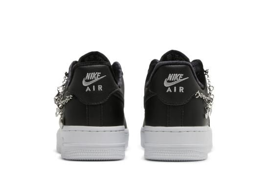 NIKE ナイキ　エアフォース1 07 LX ラッキーチャームズ　ブラック NIKE ナイキ エアフォース1 07 LX ラッキーチャームズ ブラック