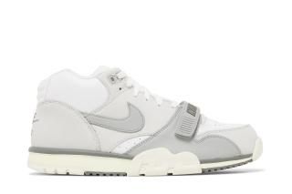 Air Trainer 1 'Photon Dust'