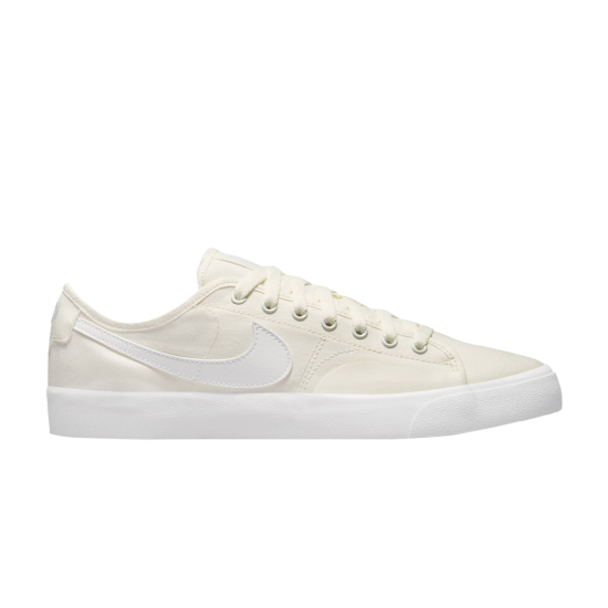 Blazer Court SB 'Sail White' ᡼