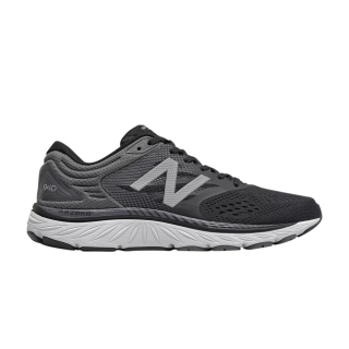 940v4 4E Wide 'Black Magnet'
