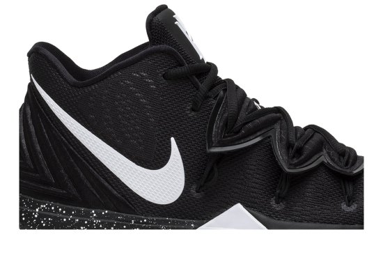 Kyrie 5 'Black Magic' - NBAグッズ バスケショップ通販専門店 ロッカーズ