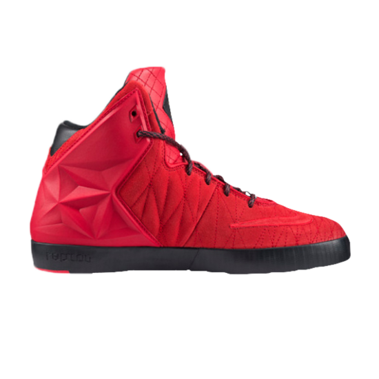 LeBron 11 NSW Lifestyle ᡼