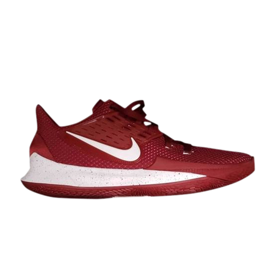 Kyrie Low 2 TB 'Team Red' ᡼