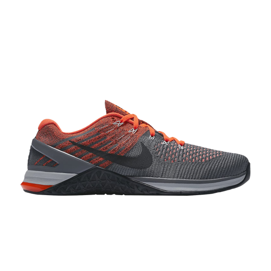 Metcon DSX Flyknit 'Dark Grey Crimson' ᡼