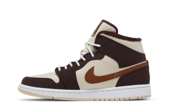 Jordan 1 Mid outlets Dark Chocolate