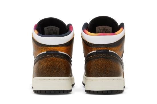 Air Jordan 1 Mid SE GS 'Wear-Away - Taxi' - NBAグッズ バスケ