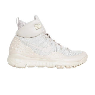 Wmns Lupinek Flyknit 'Light Bone'