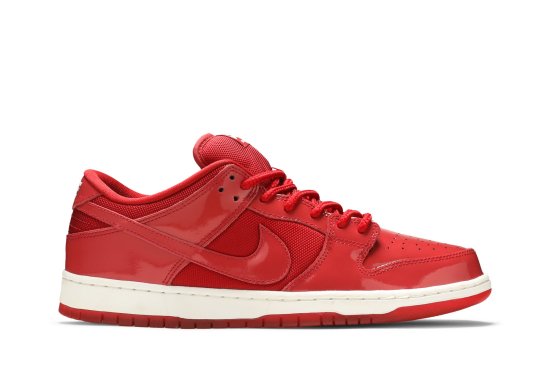 Dunk Low Pro SB 'Red Patent Leather' ᡼