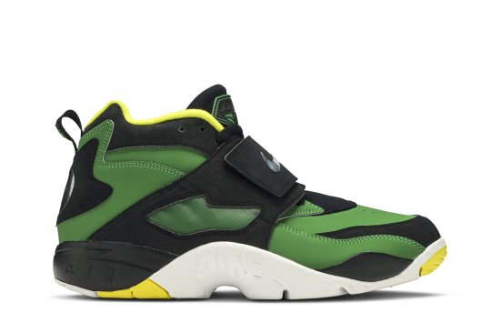 Air Diamond Turf 'Oregon Ducks' ᡼