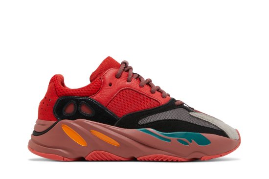 Yeezy Boost 700 'Hi-Res Red' ᡼