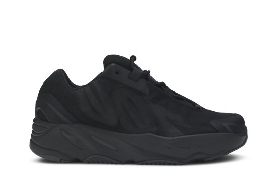 Yeezy Boost 700 MNVN Kids 'Triple Black' ᡼