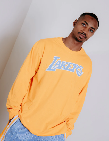 UNINTERRUPTED X MITCHELL & NESS LEGENDS LONG-SLEEVE TEE LAKERS ᡼