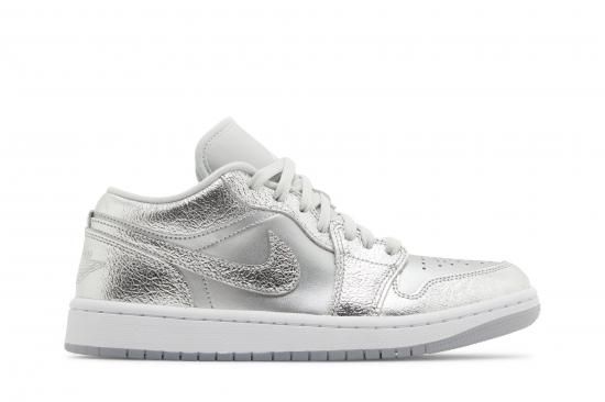 Wmns Air Jordan 1 Low SE 'Metallic Silver' ᡼