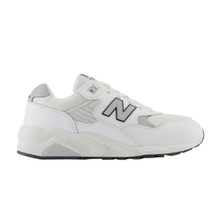 580 'White Silver Metallic'