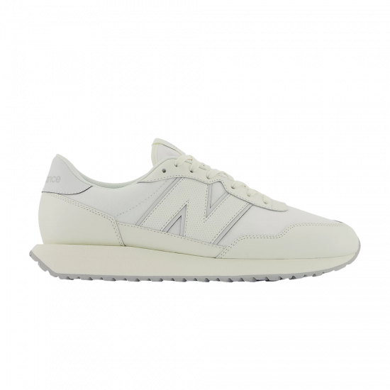 237v1 'White Pack' ᡼