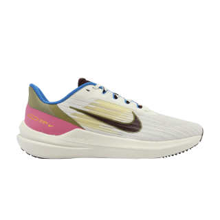 Zoom Winflo 9 'Phantom Earth'