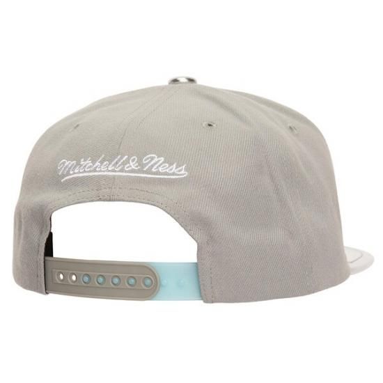 シカゴブルズ ミッチェル&ネス デイ 11 スナップバック ハット - グレー イメージ2