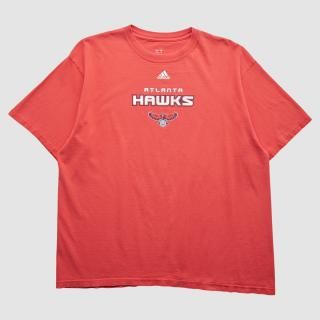 アトランタホークス Adidas 2000s Tシャツ - レッド - XL バイ ファナティクス  サムネイル