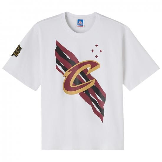 クリーブランドキャバリアーズ OVO x NBA Heavyweight Tシャツ - ホワイト イメージ1