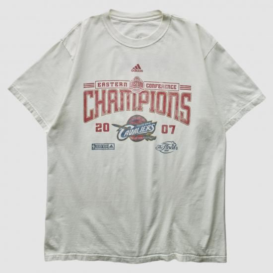 クリーブランドキャバリアーズ Adidas 2007 Tシャツ - ホワイト - M バイ ファナテ イメージ1