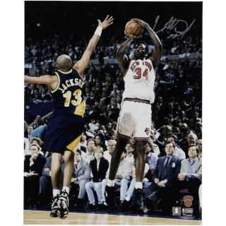 チャールズ・オークリー ニュー サムネイル