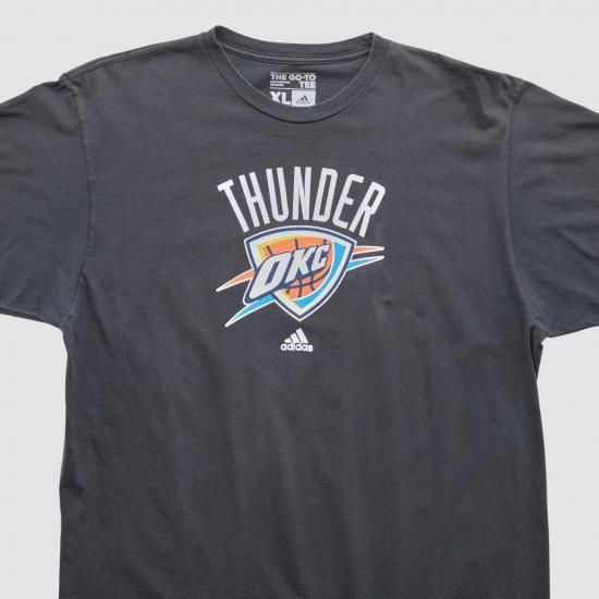 オクラホマシティサンダー Adidas 2010s Tシャツ - ブラック - L バイ ファナティ イメージ2