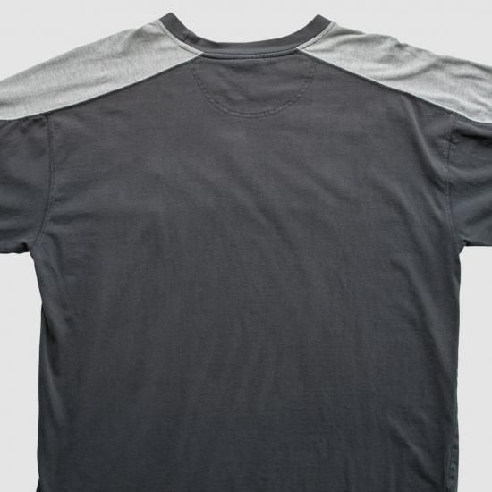 サンアントニオスパーズ 2000s Tシャツ - ブラック - 2XL バイ ファナティクス リアル イメージ2