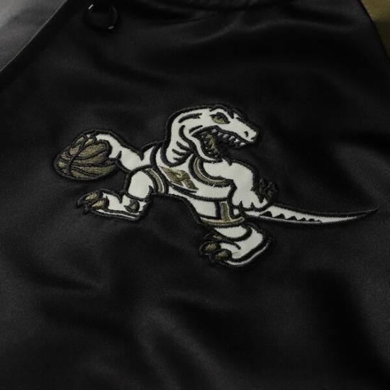 トロントラプターズ ミッチェル&ネス クラッチ サテン ラグラン フル-Snap ジャケット - O イメージ5