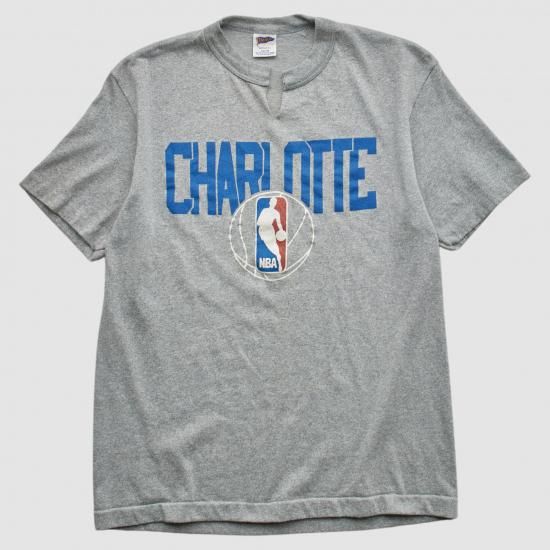 シャーロットホーネッツ Trench 90s Tシャツ - ヘザー グレー - XXS バイ ファナ イメージ1