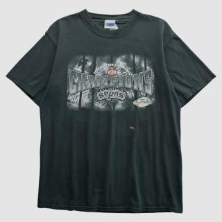 ���󥢥�ȥ˥����ѡ��� 2005 T����� - �֥�å� - M �Х� �ե��ʥƥ����� �ꥢ�� ����