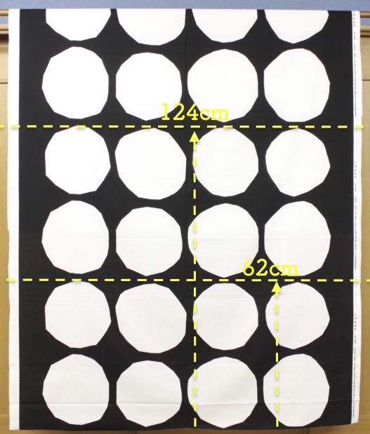 キヴェット(Kivet)ホワイト/ブラック コットンファブリック (62cm