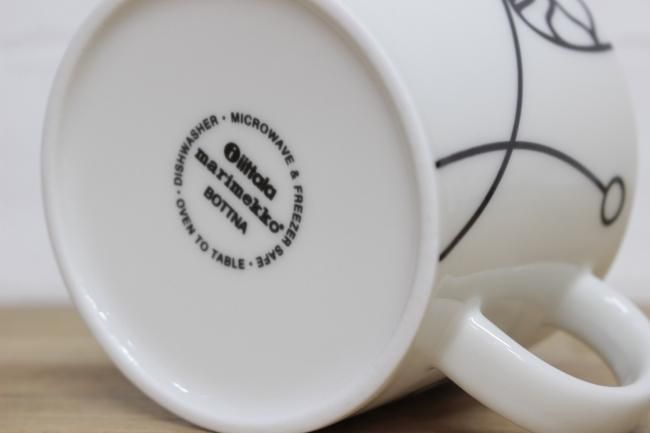 イッタラ Iittala マリメッコ Marimekko ボットナ Bottona マグカップ 廃番品 400ml リベルテ Liberte ワールドセレクトストアリベルテ イッタラ Iittala マリメッコ Marimekko ボットナ Bottona マグカップ 廃番品 400ml リベルテ Liberte ワールドセレクトストアリベルテ