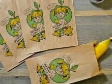 お肉屋さんの紙袋（マルシェ袋）-ドイツの人々・風景・情景-世界の