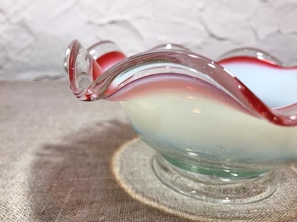 大正　昭和　ゆらゆらレトロガラス鉢角型 大正 昭和 ゆらゆらレトロガラス鉢角型 時代 カットガラス 向付