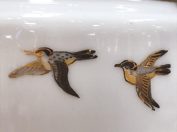 九谷焼シュガーポット｜上品なデザイン｜お茶時間を彩る