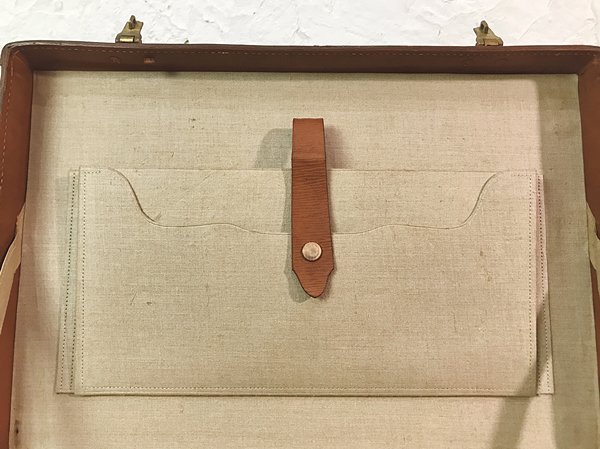 革のトランク（鍵付き） - 骨董・アンティーク・ヴィンテージの家具