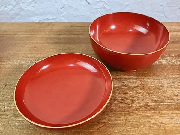 朱塗り蒔絵煮物椀 梅と鳥でおもてなし演出