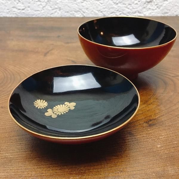 漆芸 朱塗り 菊蒔絵 蓋付椀＆盆セット 漆芸 朱塗り 菊蒔絵 蓋付椀＆盆セット 漆芸 朱塗り