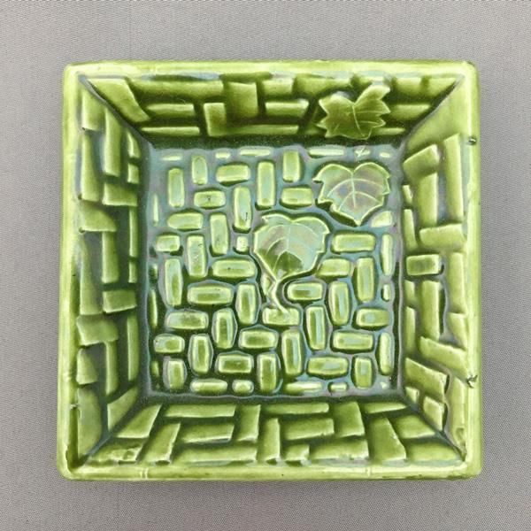 希少 手描き 緑釉 豆皿 7.5×7.5×1cm