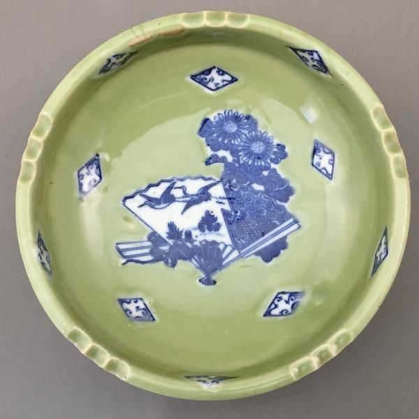 青磁陶器　小鉢５個　古美術品、アンティーク 希少な印判・青磁鉢｜直径18.5cm 高さ6cm｜アンティーク和食器